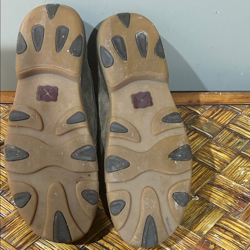 Twisted X Tan and Brown Chukka Boots - Picture 3 of 4